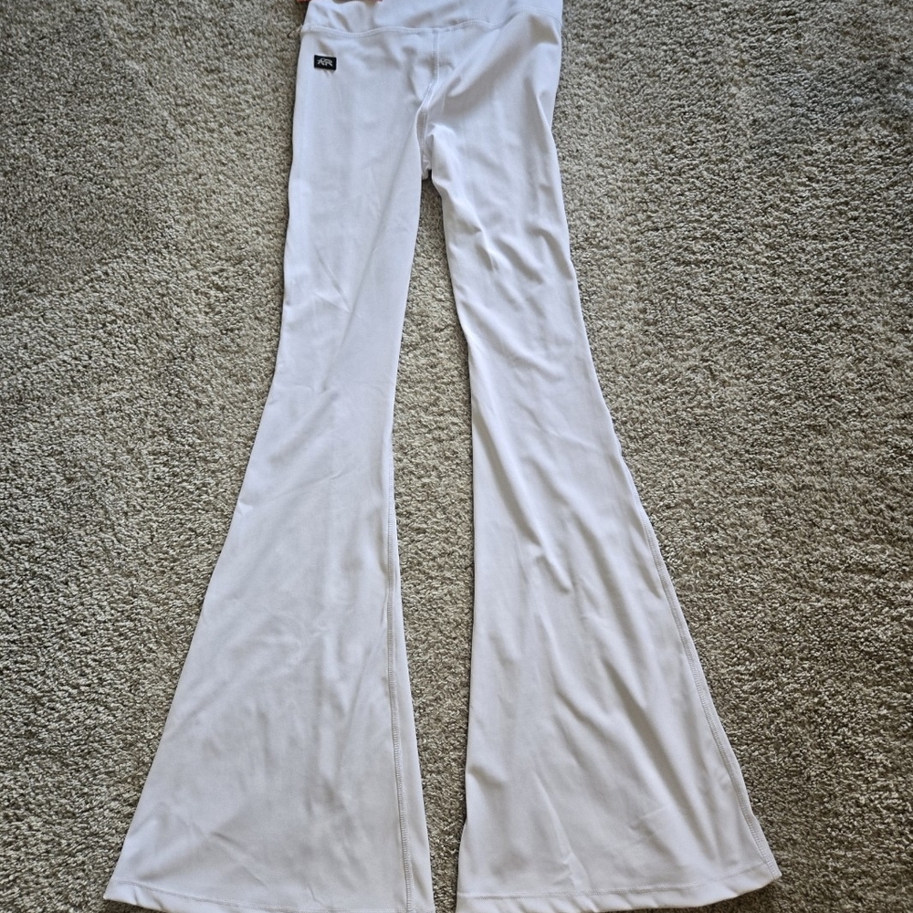 NWT-Tiger Friday White Flared Leggings- AS